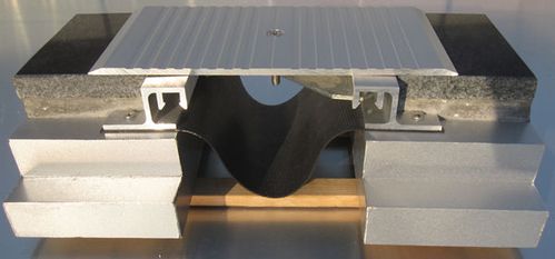 屋面橡胶伸缩缝材料加工厂产品大图